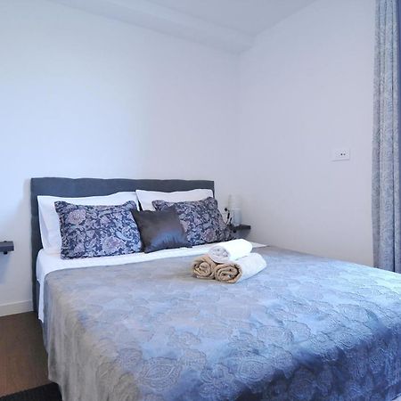 Novi Apartman Beti Blizu Plaze S Besplatnim Parkingom, Puntamika - Zadar Exterior photo