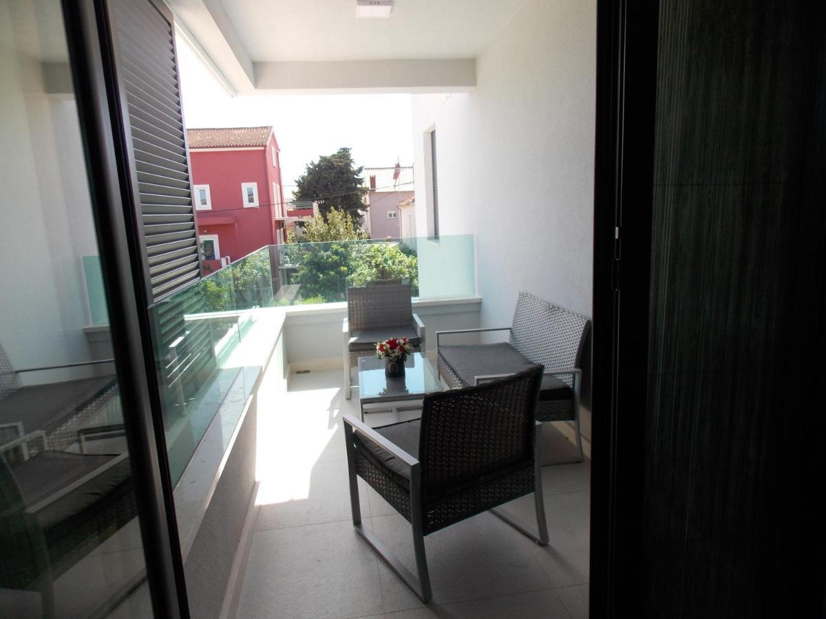 Novi Apartman Beti Blizu Plaze S Besplatnim Parkingom, Puntamika - Zadar Exterior photo